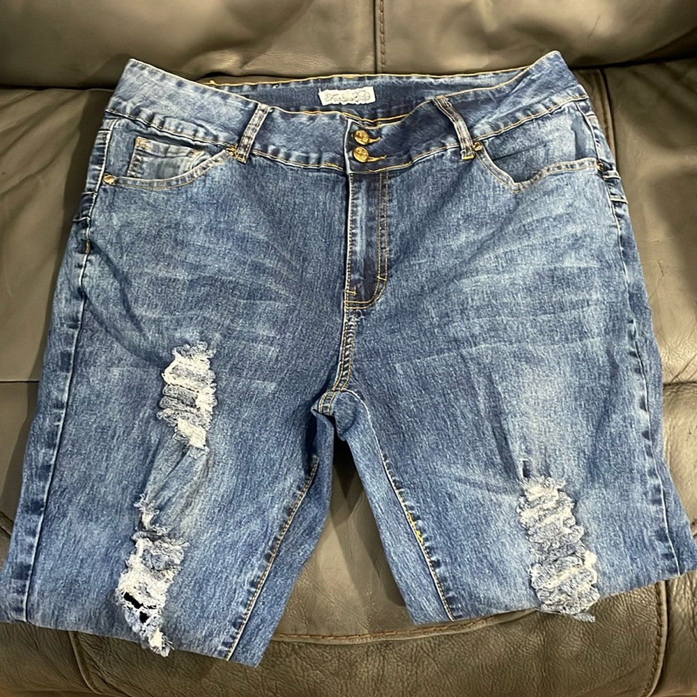 Fashion 2 love jeans - size 20